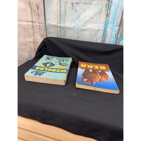 Vintage Cub Scout Bear Book / Webelos Boy Scout Book - Picture 8 of 9